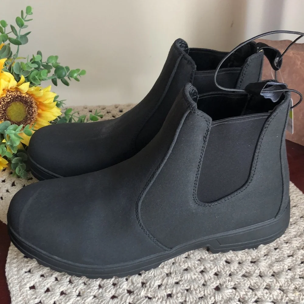 Eddie Bauer Men’s Black Chelsea Boots